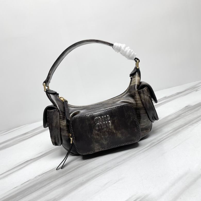 Miu Miu Bike Bag ID:20260806-266